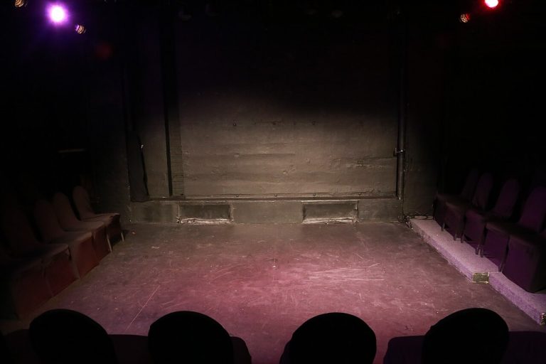 Bokkesjpele — theater in Valkenburg